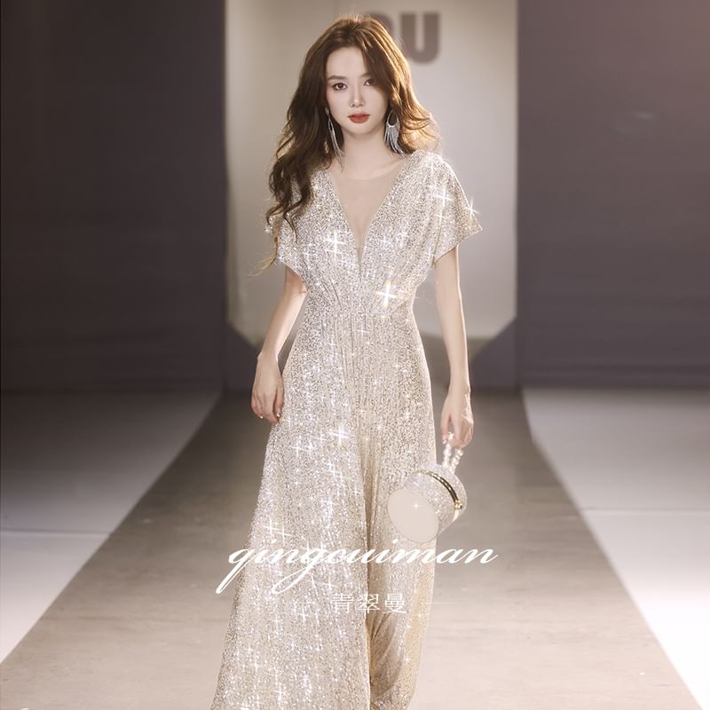 A-Line Short-Sleeve Sequin Gown Plain V-Neck Evening