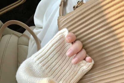 Pullover mit Rundhalsausschnitt und Schriftzug