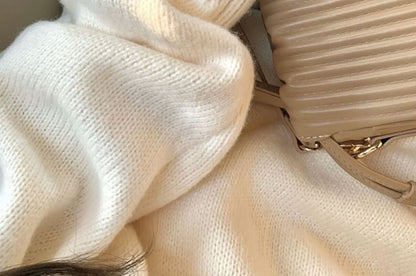 Pullover mit Rundhalsausschnitt und Schriftzug