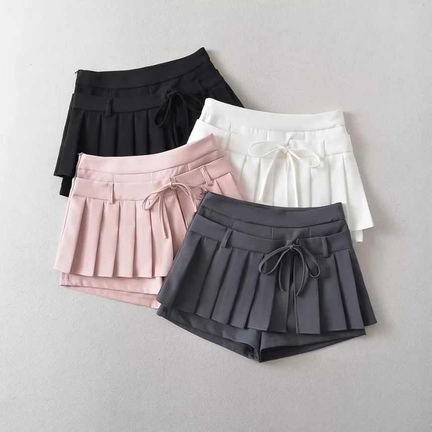 Low-Rise Solid Tie-Waist Mini Pleated Skirt