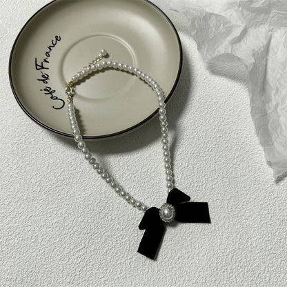 Necklace Pearl Faux Bow Velvet
