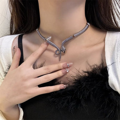 Snake Necklace