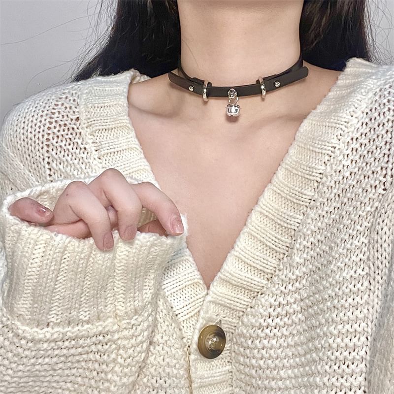 Bell Faux Choker Pendant Leather