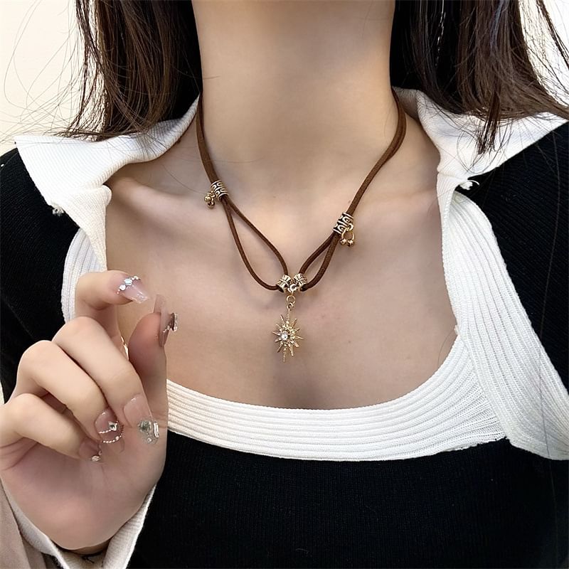 Faux Leather Necklace Pendant Sun Rhinestone