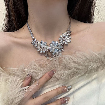 Necklace Floral Rhinestone Fringed