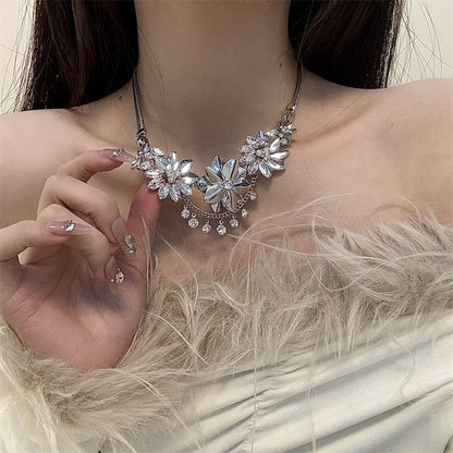 Necklace Floral Rhinestone Fringed