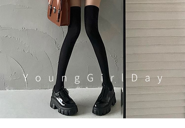 High-Rise Solid Faux Leather Ruched Mini Pencil Skirt