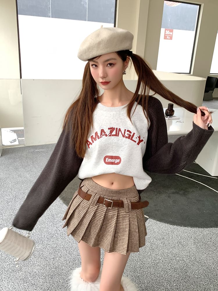 Mid-Rise Houndstooth Pleated Mini A-Line Skirt