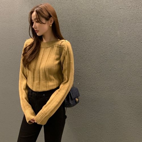 Long-Sleeve Crewneck Plain Knit Top