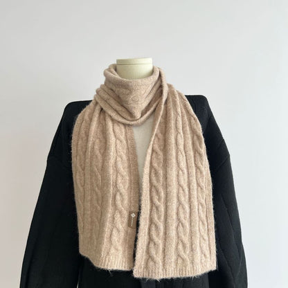 Plain Cable Knit Scarf