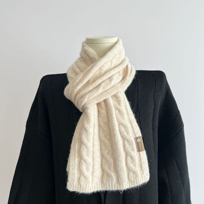 Plain Cable Knit Scarf