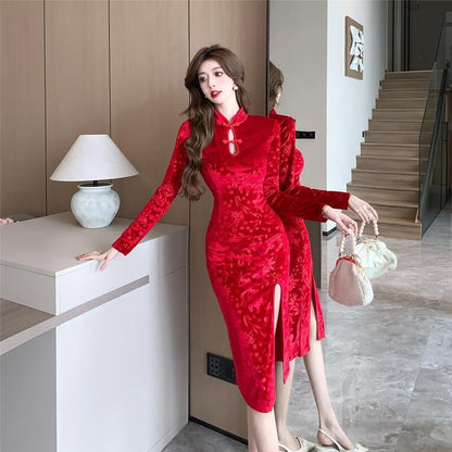Long-Sleeve Floral Cutout Qipao