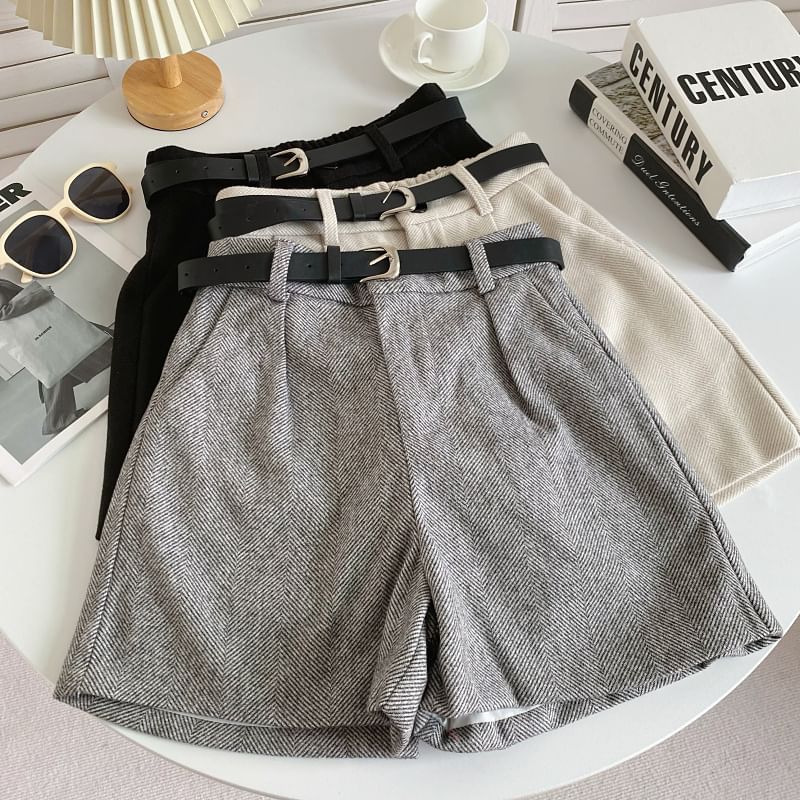 Set: Shorts mit hoher Taille und Unifarben + Gürtel aus Kunstleder