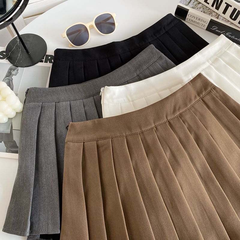 Mid Rise Plain Pleated Mini A-Line Skirt