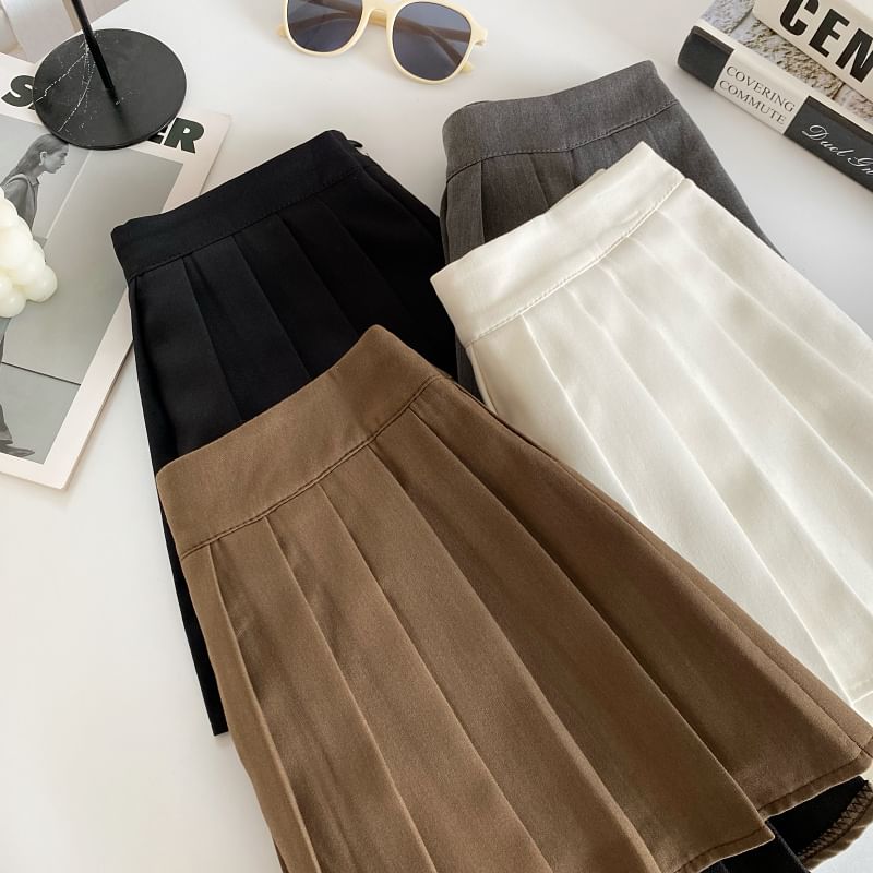 Mid Rise Plain Pleated Mini A-Line Skirt