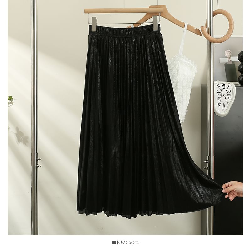 Metallic Pleated A-Line Skirt