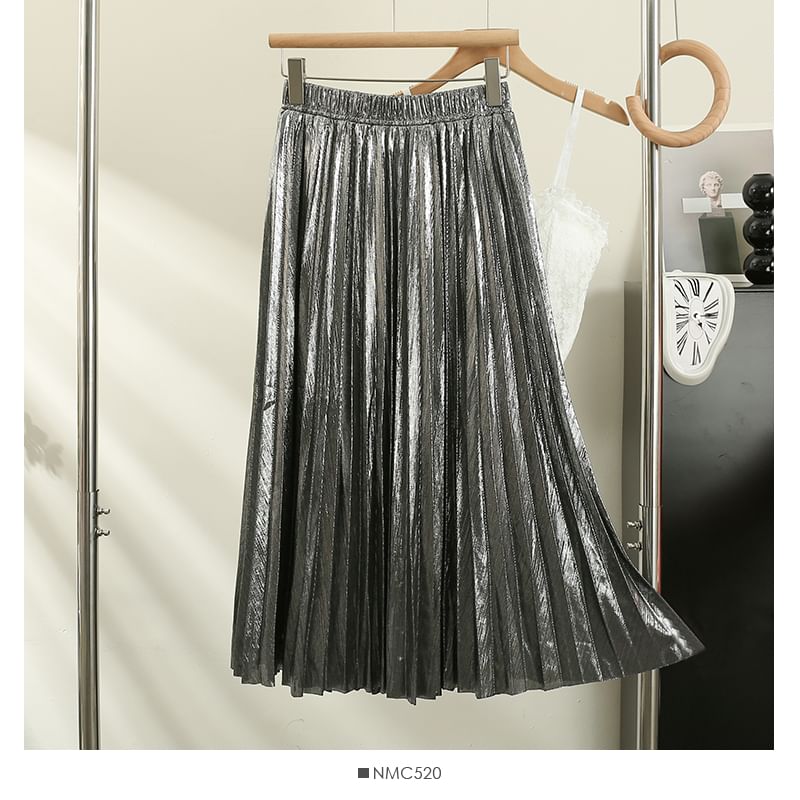 Metallic Pleated A-Line Skirt