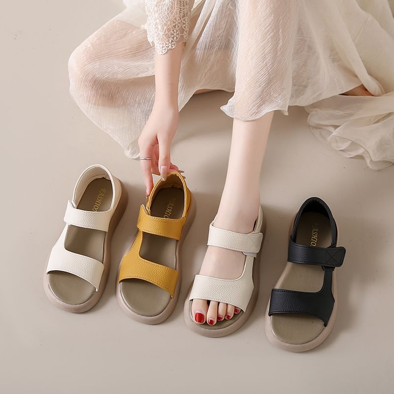 Plain Sandals