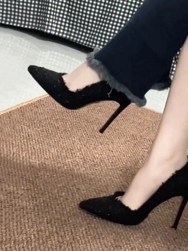 Pointed Toe Tweed Pumps