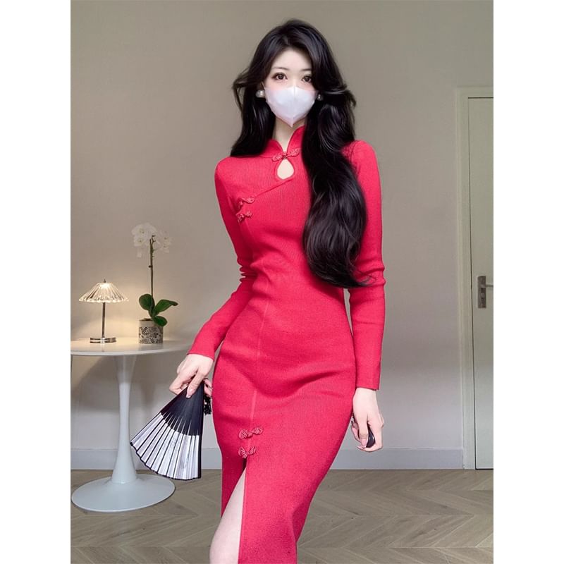 Long-Sleeve Stand Collar Plain Cutout Frog Buttoned Slit Midi Sheath Knit Qipao