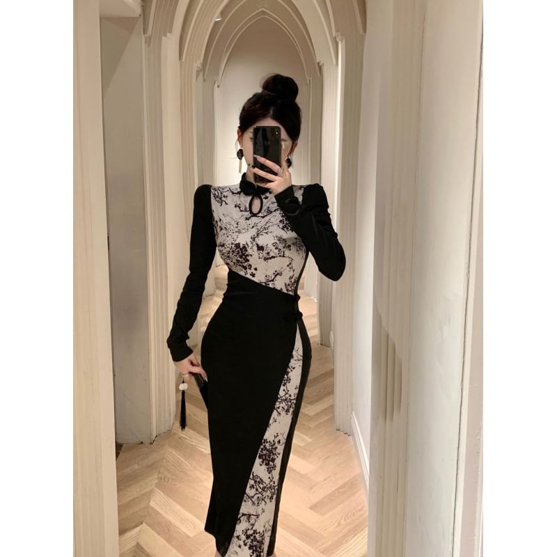 Long-Sleeve Floral Two Tone  Midi Qipao