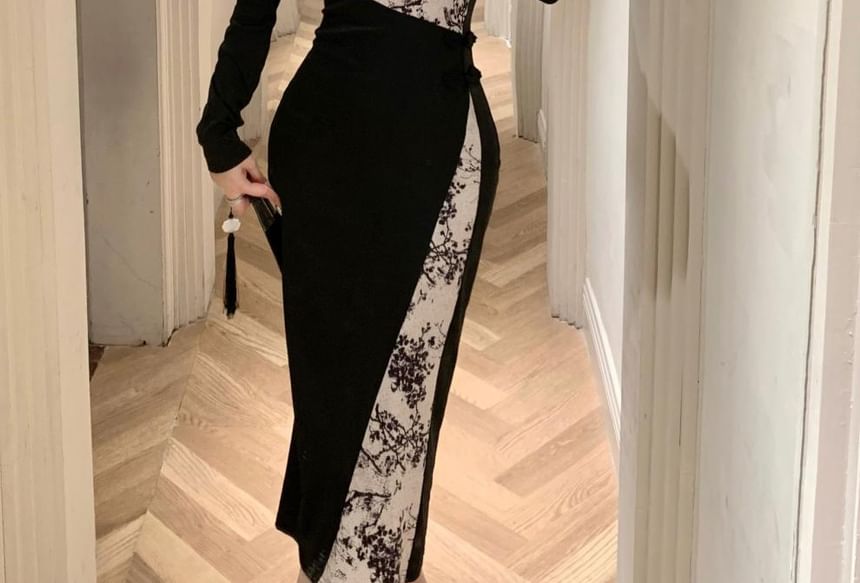 Long-Sleeve Floral Two Tone  Midi Qipao