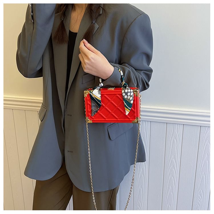 Chain Strap Crossbody Bag