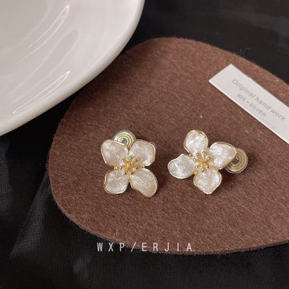 Glaze Ear Alloy Cuff Floral