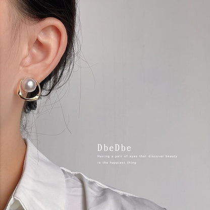 Hoop Ear Alloy Faux Pearl Cuff