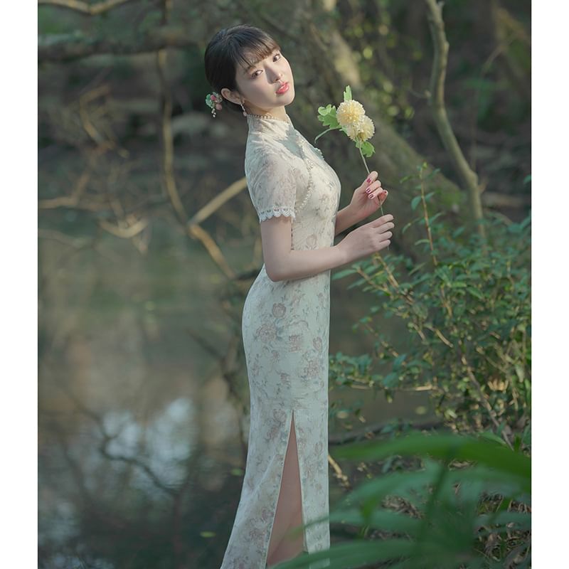 Short-Sleeve Lace Maxi Qipao Dress