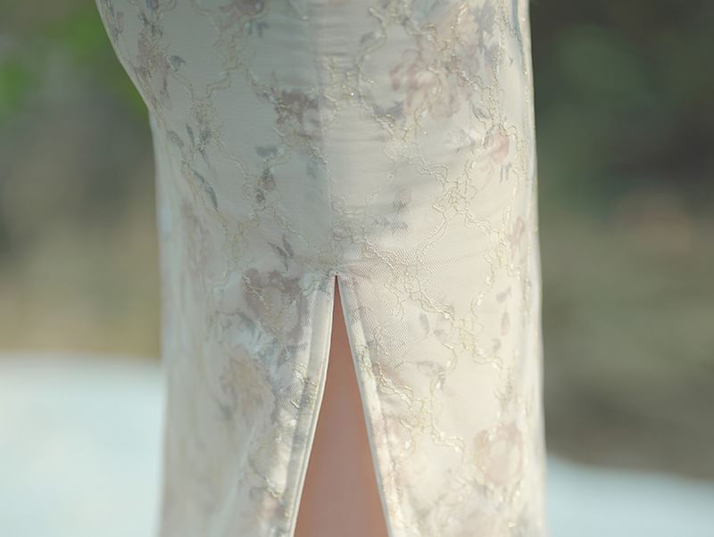 Short-Sleeve Lace Maxi Qipao Dress