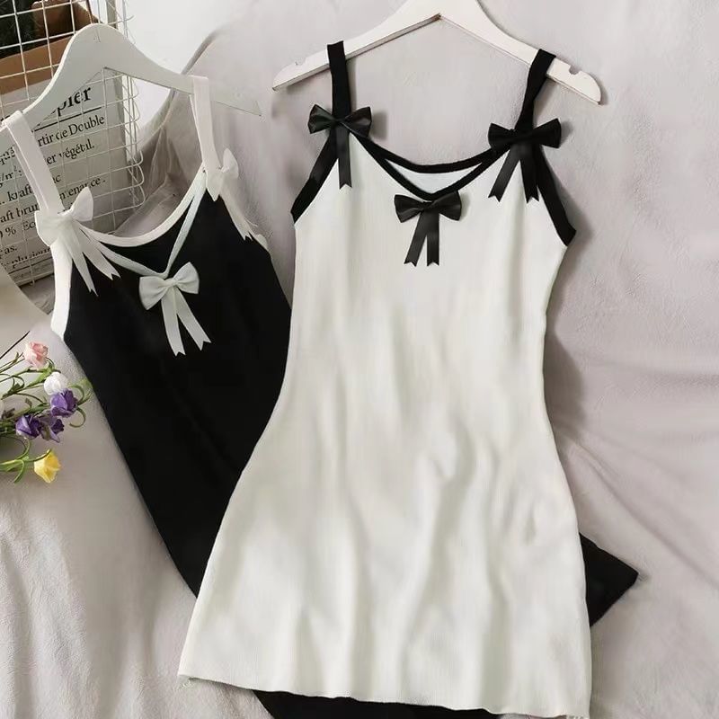 Mini Bow Bodycon Spaghetti Trim Strap Contrast Dress
