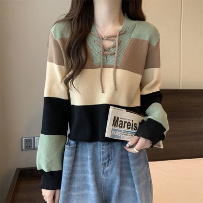V-Neck Sweater Color Lace-Up Block