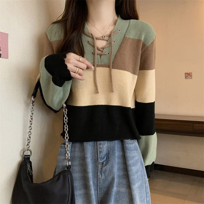 V-Neck Sweater Color Lace-Up Block
