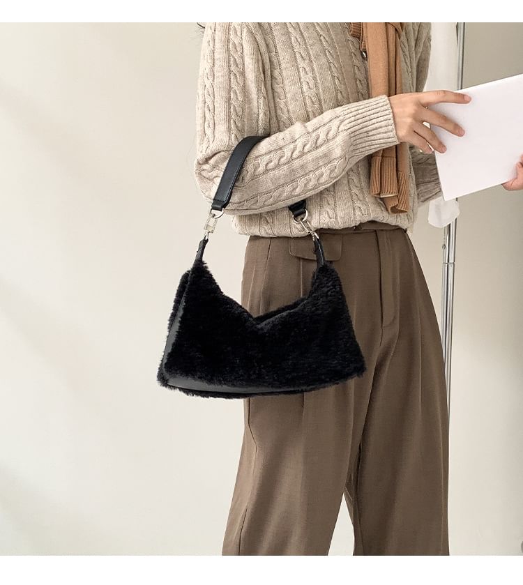 Plain Fleece Shoulder Bag