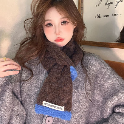 Applique Contrast Scarf Trim Label