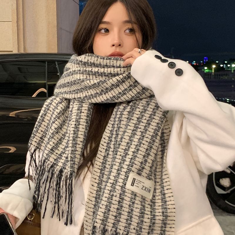 Patterned Label Scarf Applique Tasseled