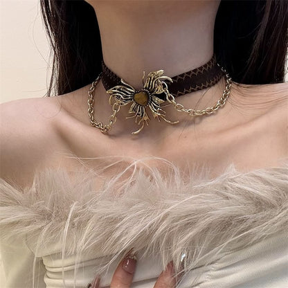 Earring / Butterfly Choker