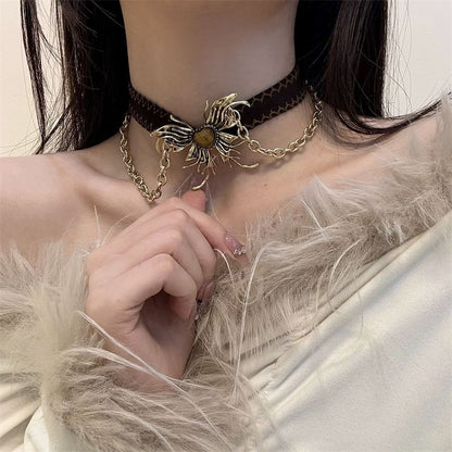 Earring / Butterfly Choker