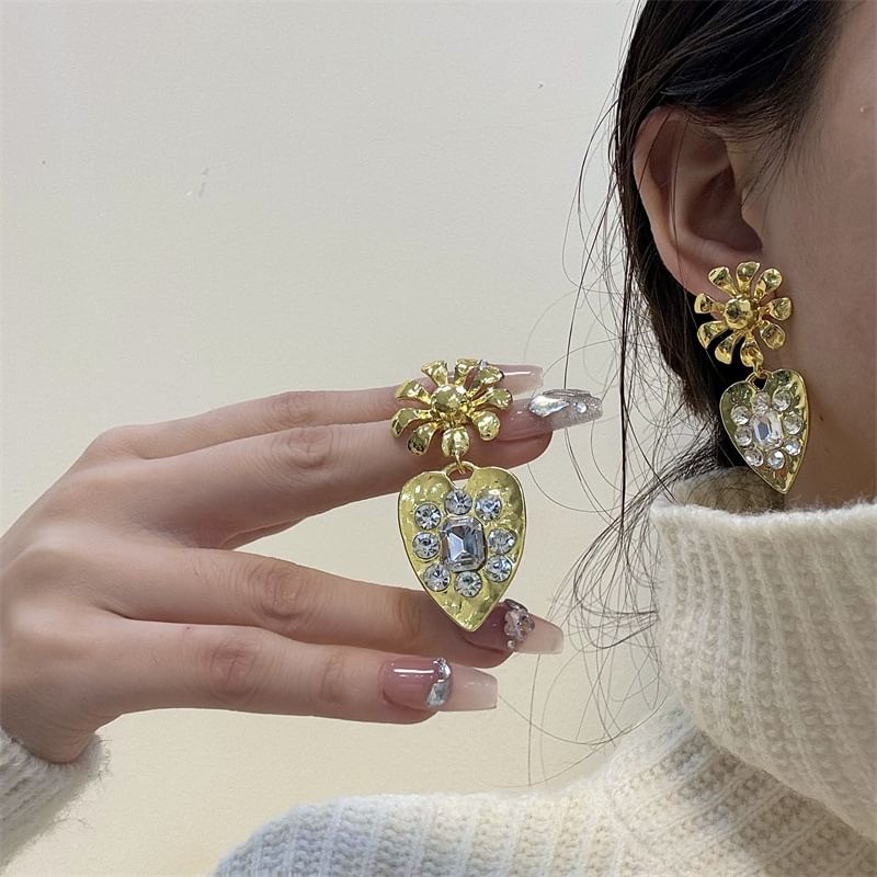 Earring Rhinestone Heart Drop