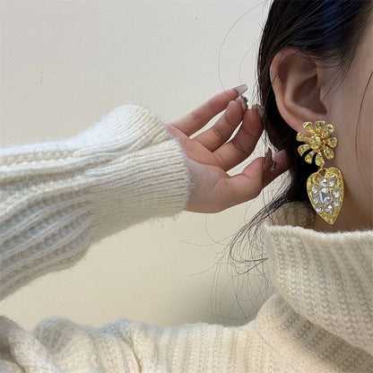 Earring Rhinestone Heart Drop