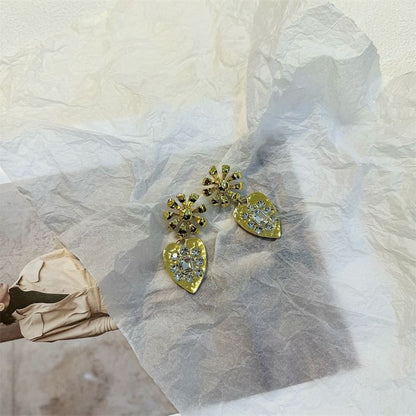 Earring Rhinestone Heart Drop