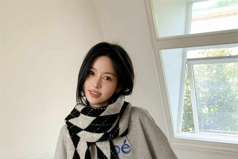 Scarf Argyle Knit