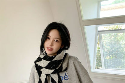 Scarf Argyle Knit
