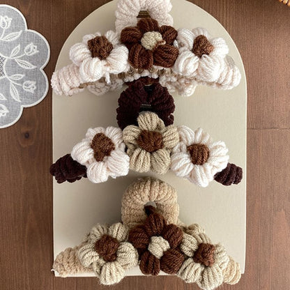 Floral Yarn Hair Clamp