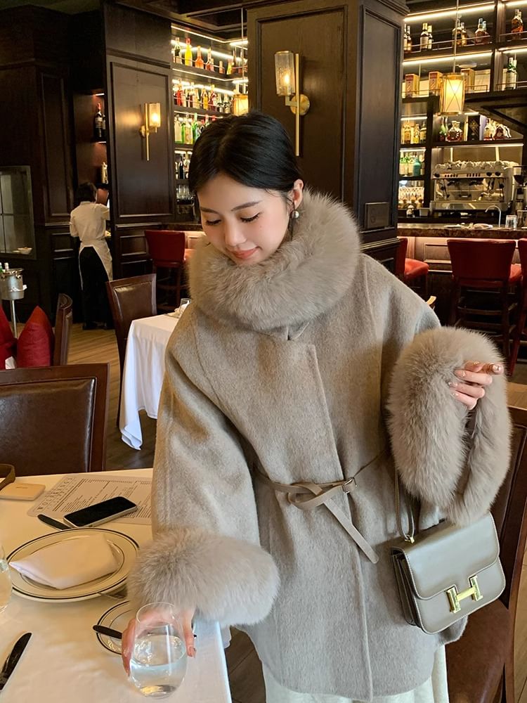 Collared Plain Panel Faux Fur Belted Coat