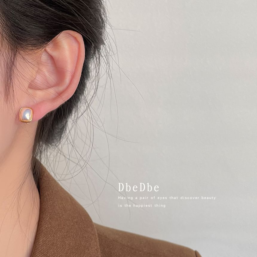 Earring Pearl Faux Geometric Clip-On