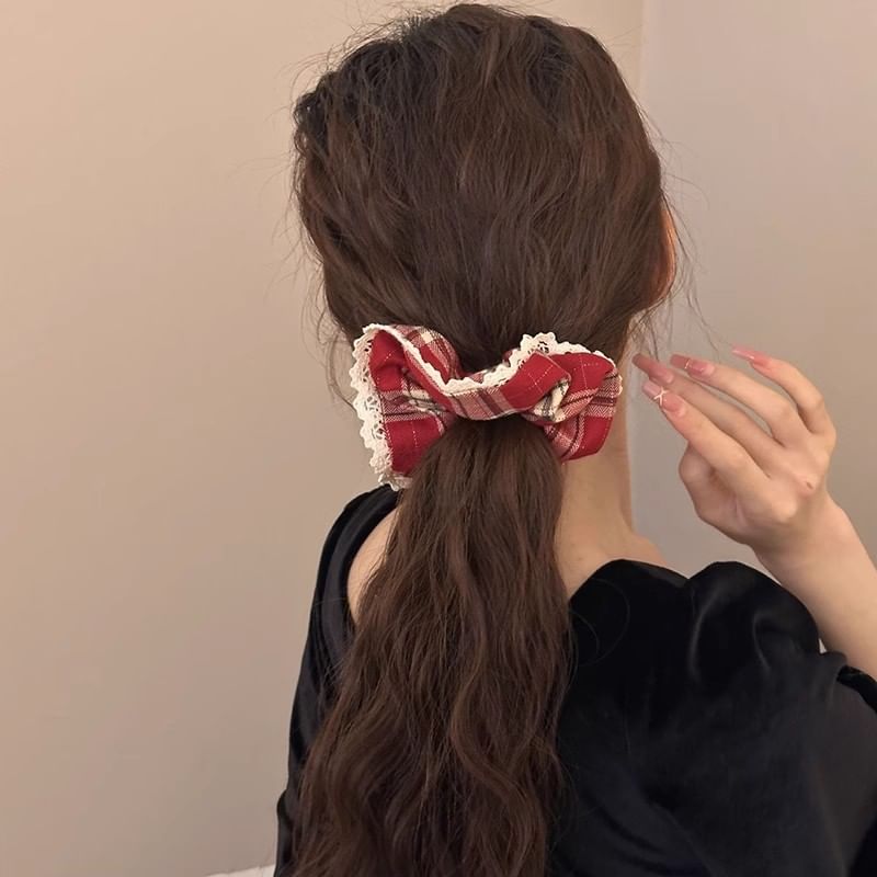 Plaid Scrunchie