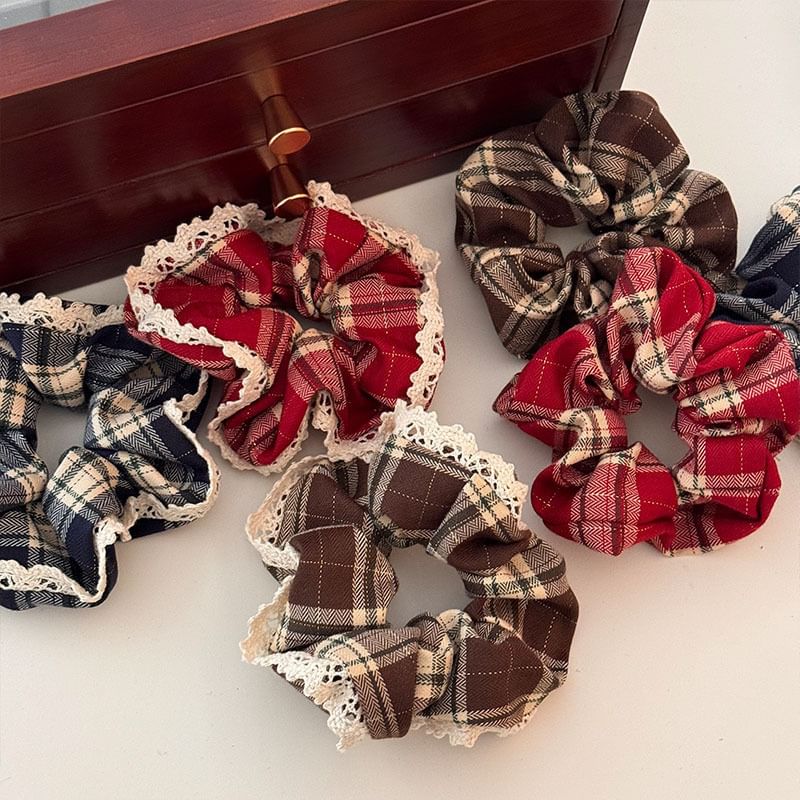 Plaid Scrunchie