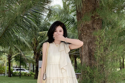 Sleeveless Crewneck Plain Maxi A-Line Dress